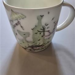 Bone China mug gardening girls