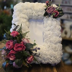 Artificial photo frame
